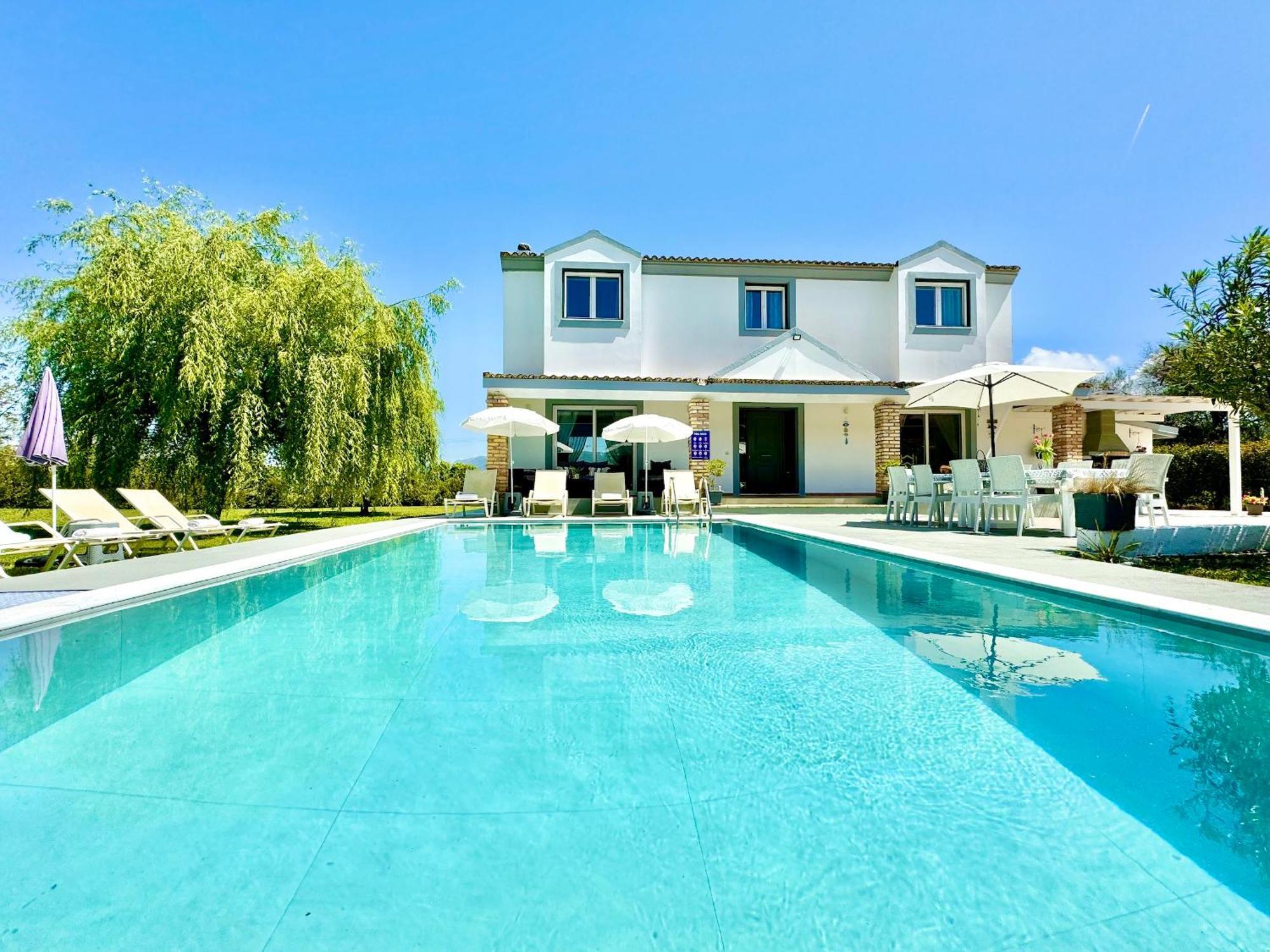 Villa Rubina Sidari With Private Pool By Dadovillas Velonádes 外观 照片